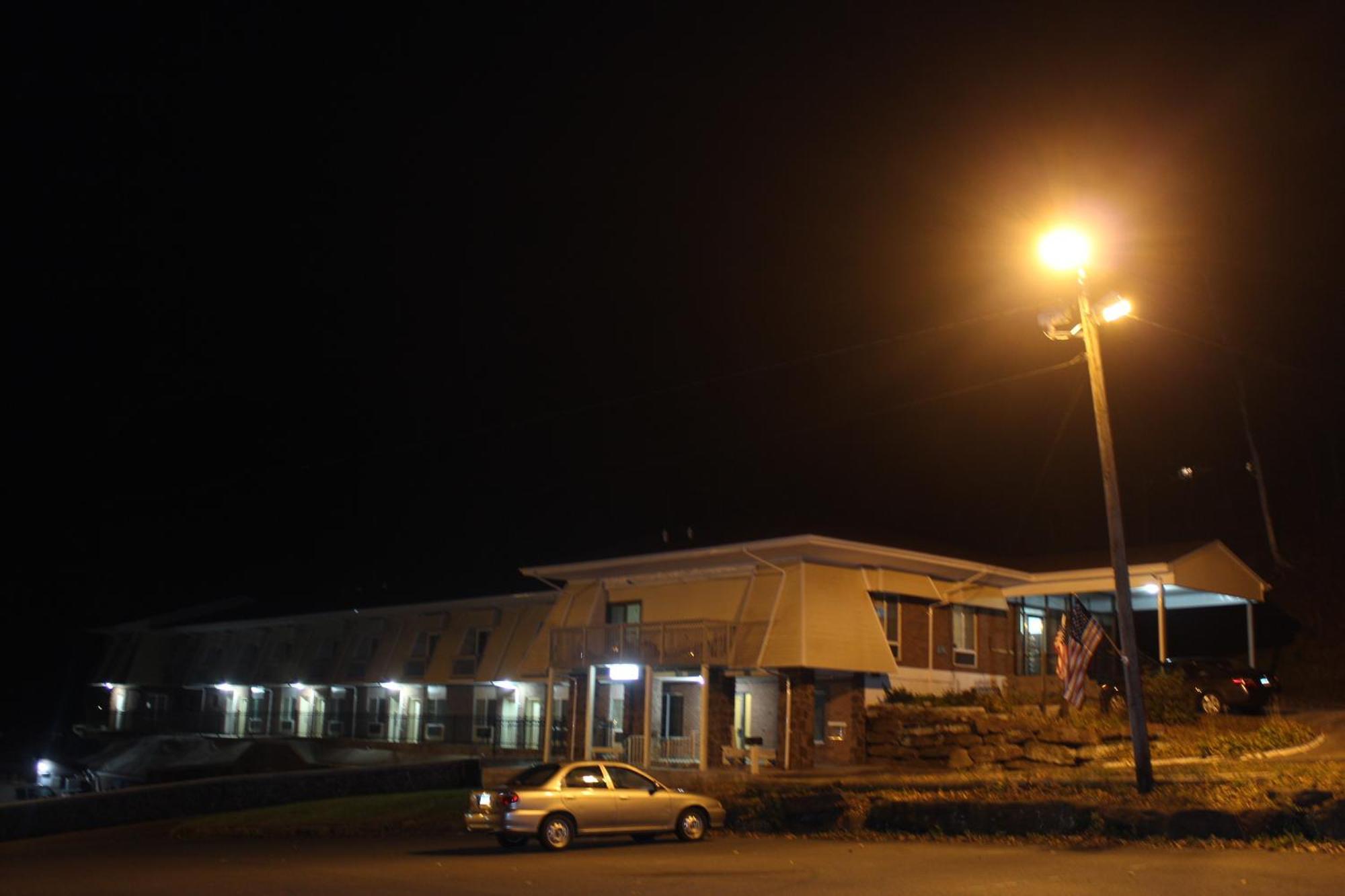 Passport Inn And Suites - Middletown Buitenkant foto